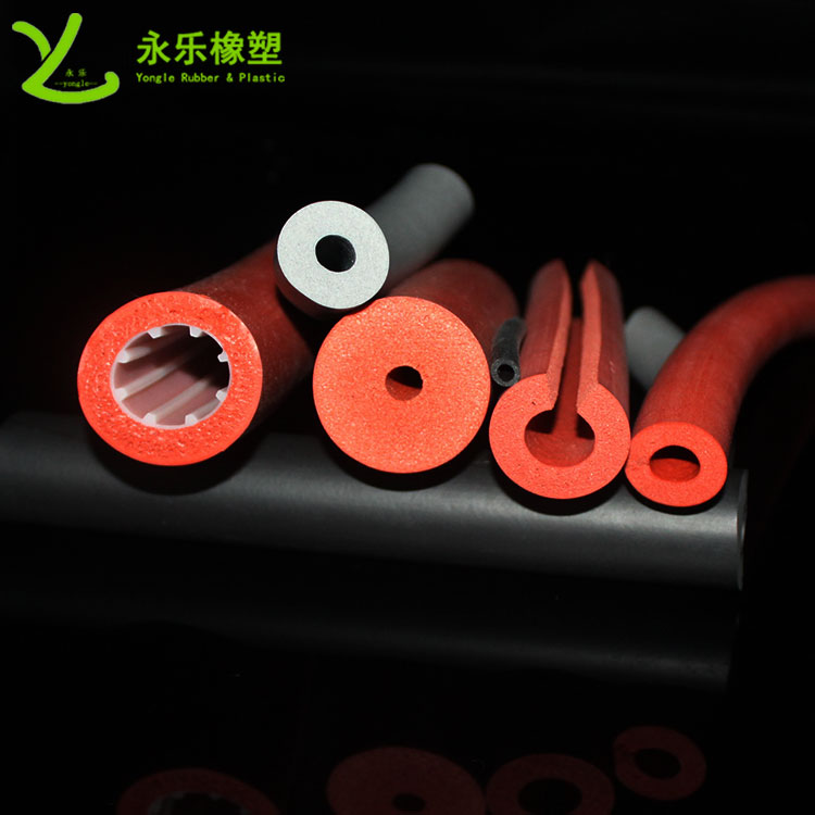 硅膠發(fā)泡管，耐高溫發(fā)泡硅膠管，保溫發(fā)泡硅膠管