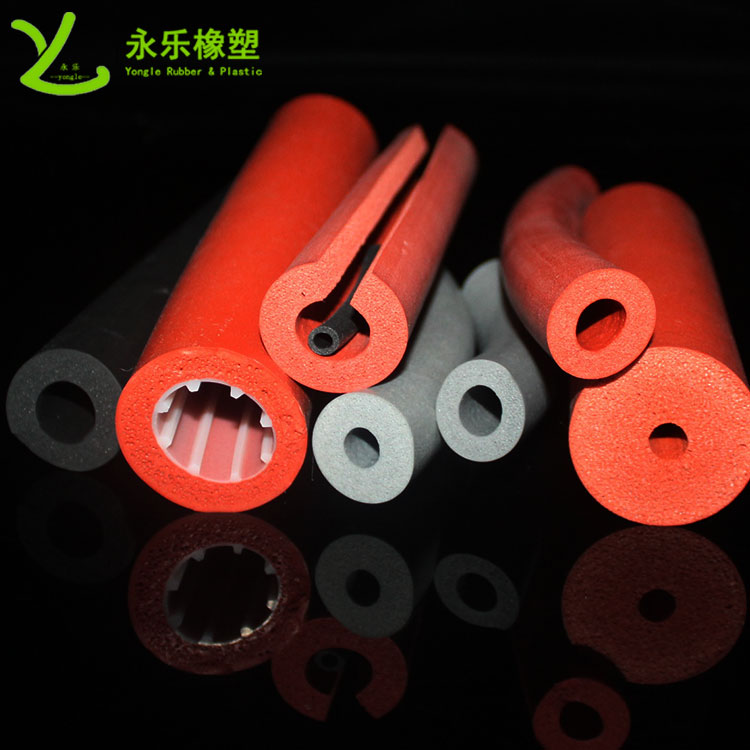 硅膠發(fā)泡管，耐高溫發(fā)泡硅膠管，保溫發(fā)泡硅膠管