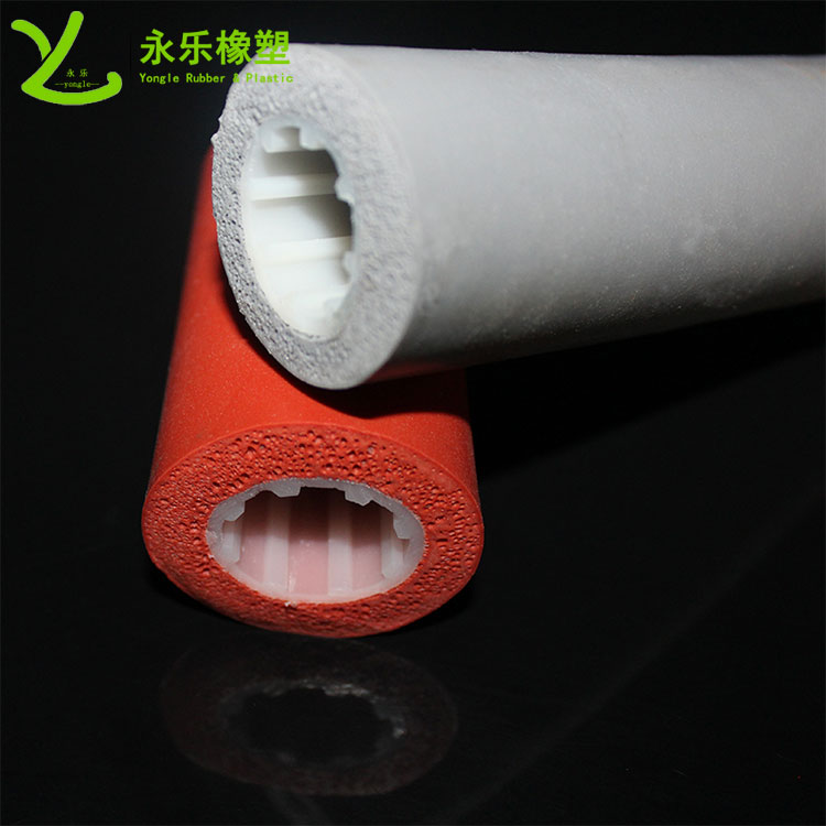 復(fù)合發(fā)泡硅膠管，耐高溫發(fā)泡硅膠管，保溫發(fā)泡硅膠管