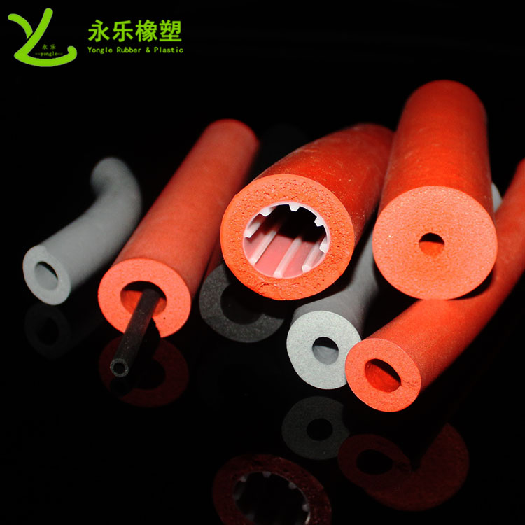 硅膠發(fā)泡管，耐高溫發(fā)泡硅膠管，保溫發(fā)泡硅膠管