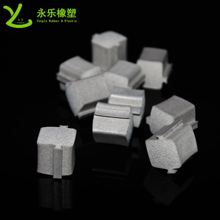 模壓硅膠發(fā)泡，模壓硅膠發(fā)泡件，定制模壓硅膠發(fā)泡，細(xì)孔模壓硅膠發(fā)泡
