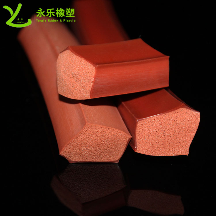 擠出復(fù)合發(fā)泡硅膠條，耐高溫復(fù)合發(fā)泡硅膠條，耐老化復(fù)合發(fā)泡硅膠條